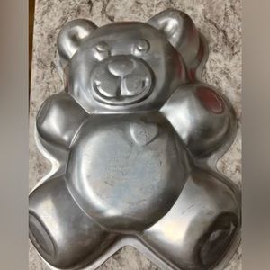 3 pack Wilton aluminum cake pans